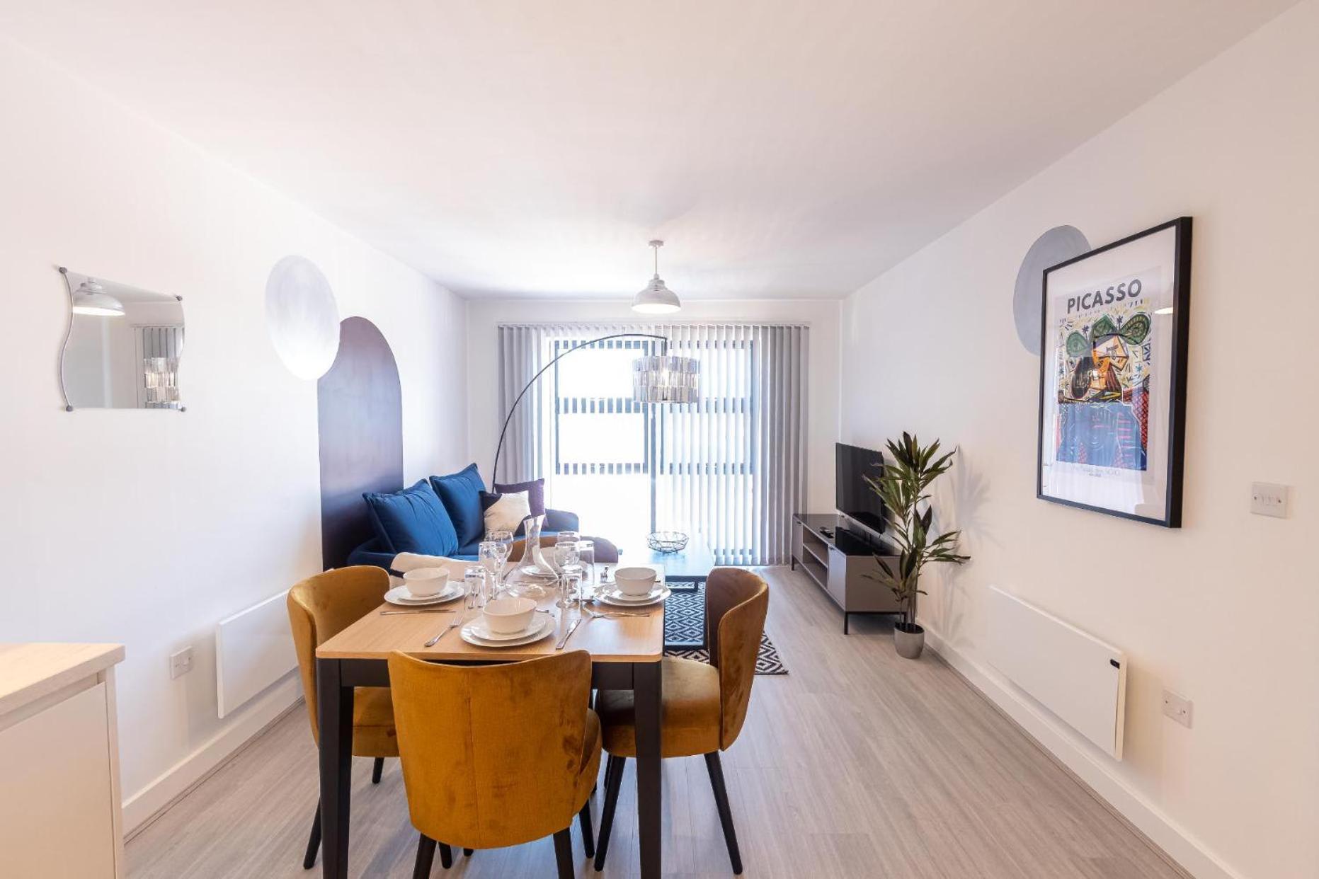 Apartment Quiet 2-bed In Birmingham, Ideal For Relaxing Birmingham